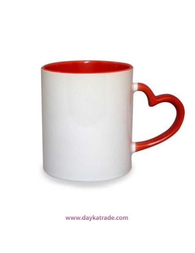 Taza blanca con interior y asa de corazón roja
