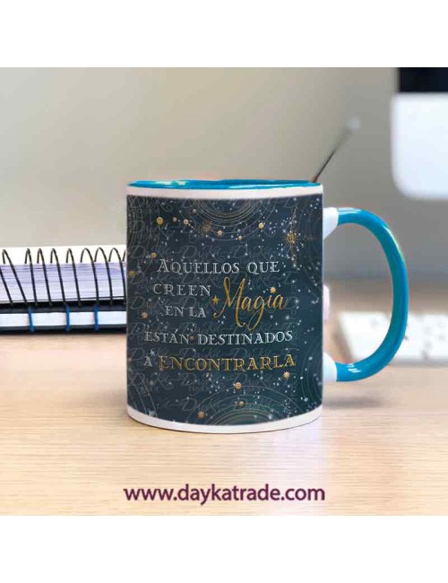 Taza pintada escrito en las estrellas