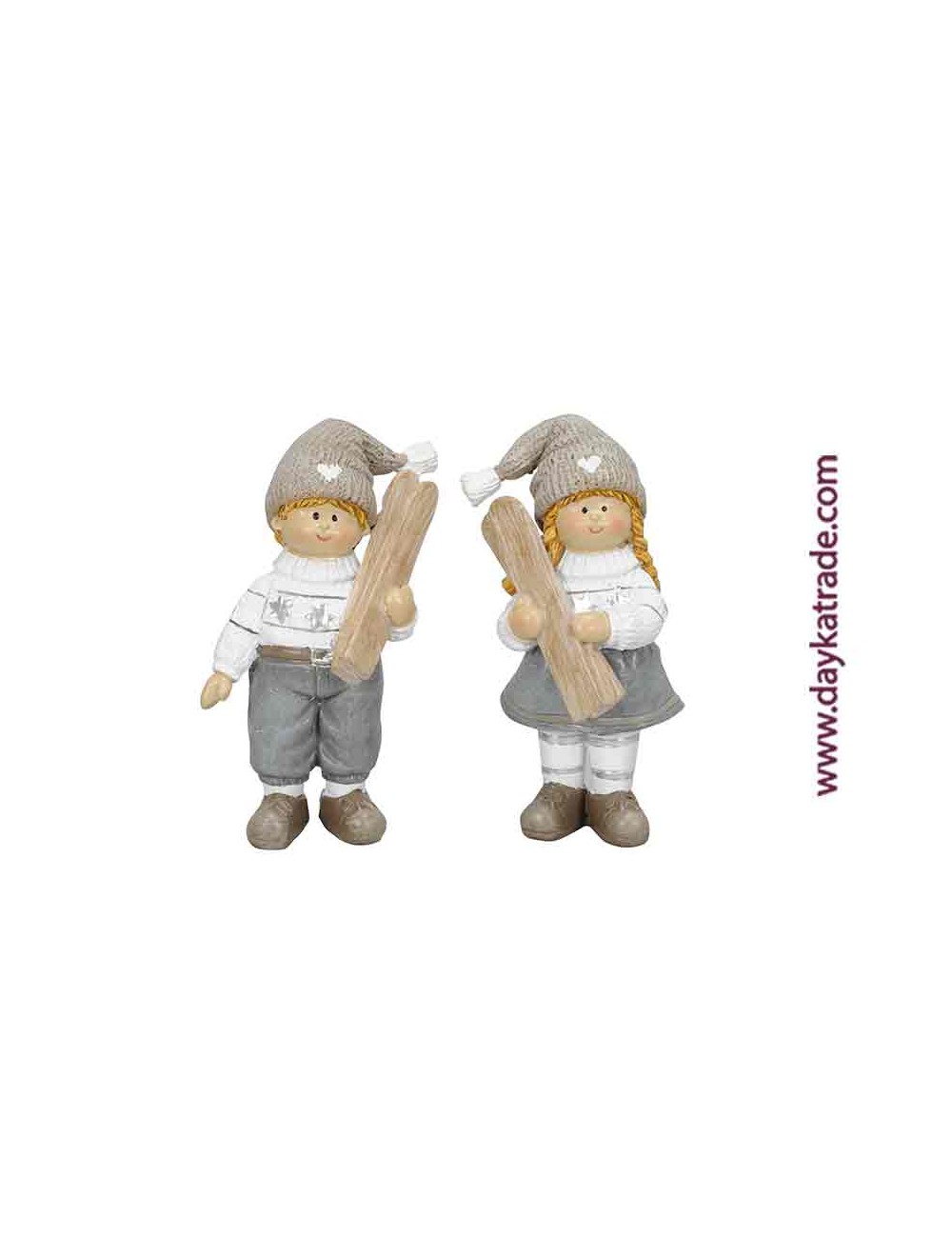 Pareja de niños esquiadores